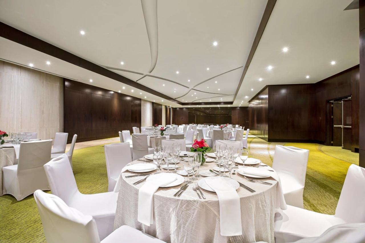 The Westin Panama Hotel Exterior photo