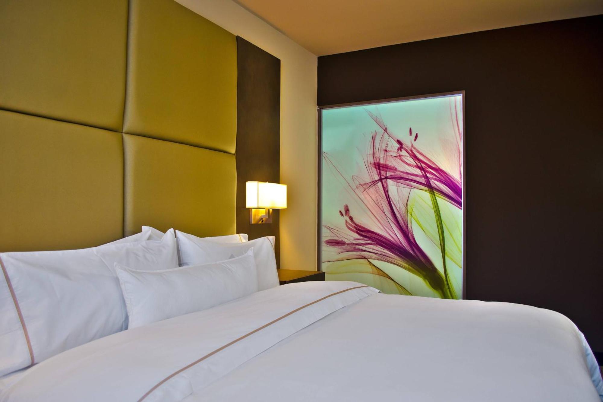 The Westin Panama Hotel Exterior photo