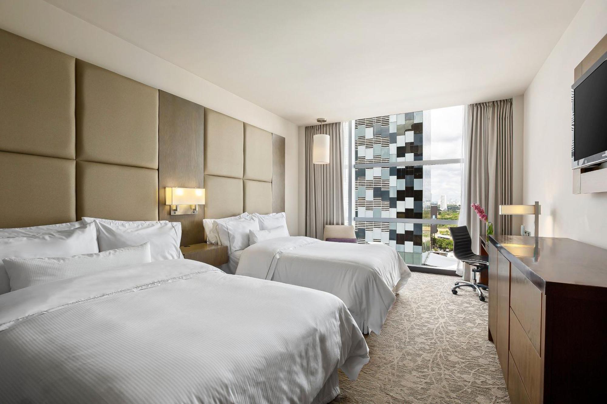 The Westin Panama Hotel Exterior photo