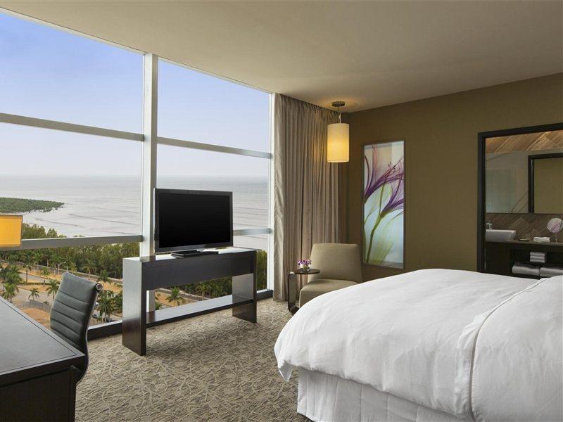 The Westin Panama Hotel Exterior photo